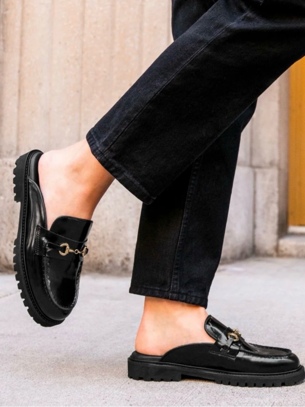 THURSDAY BOOT CO. Penny Mule (color: Black & Gold)